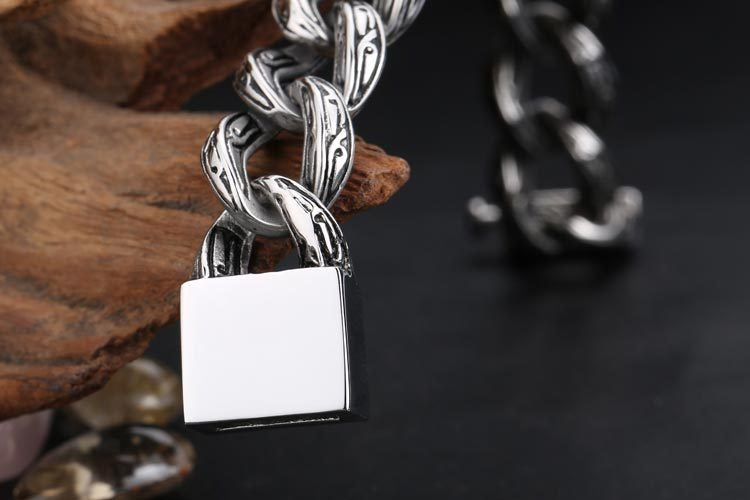 Kemstone Men’s Gothic Cross Bracelet – 17mm Vintage Stainless Steel Chain | KB15267-D