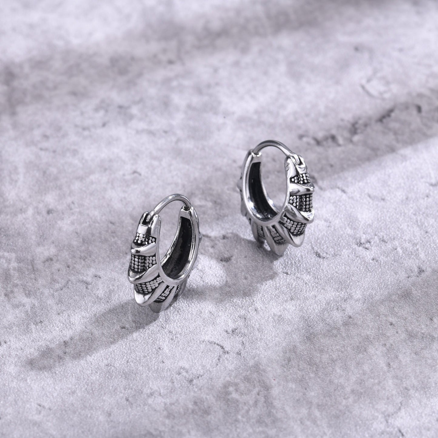 Kemstone Men’s Stainless Steel U-Shaped Hoop Earrings – Vintage Gothic Punk EH-605