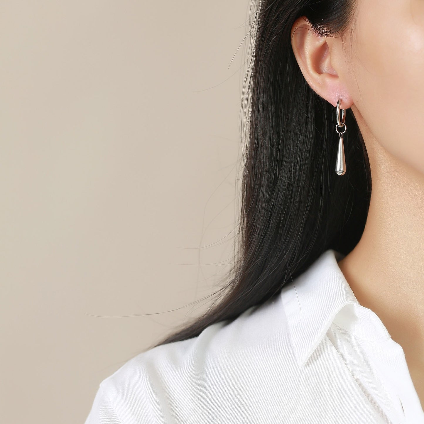 Pendientes Kemstone de acero inoxidable con forma de gota dorada - Pendientes geométricos minimalistas para mujer ED-556