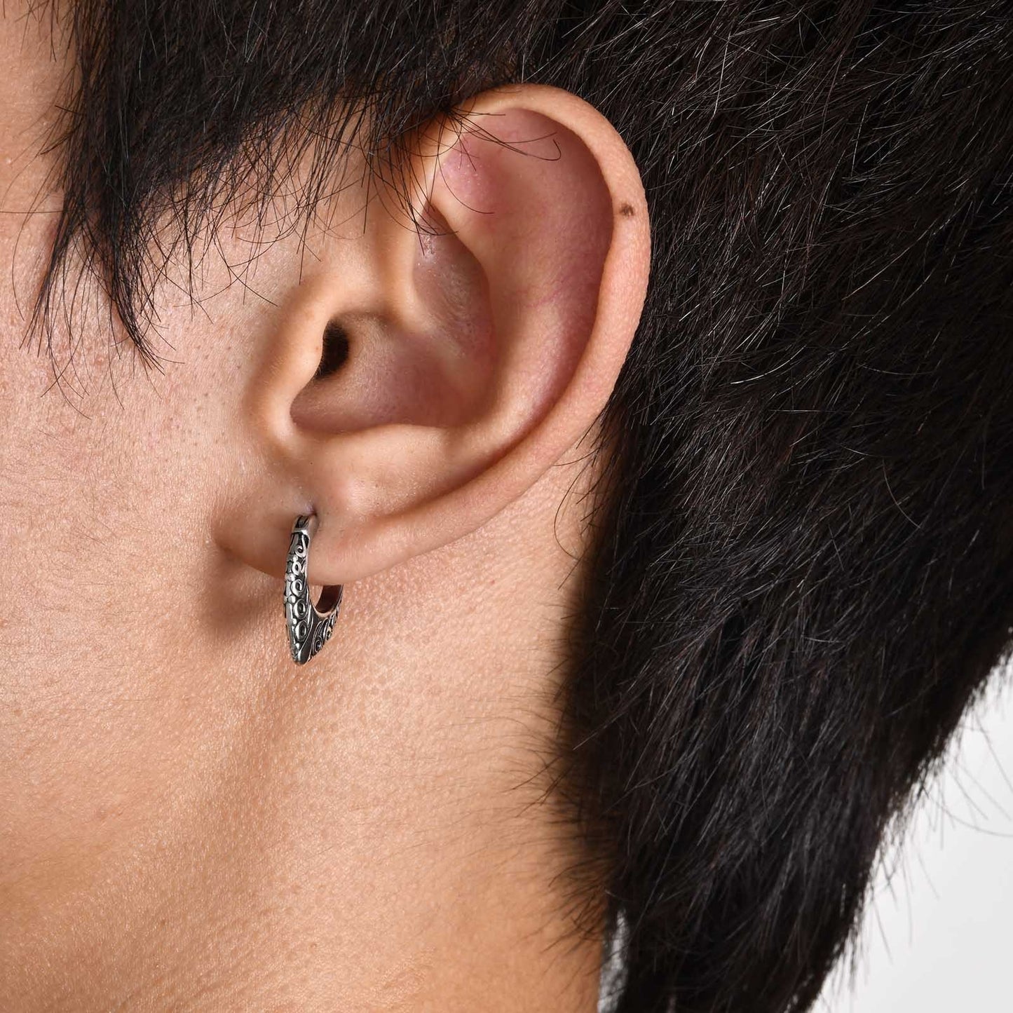 Kemstone Stainless Steel Men's Geometric Ear Cuff - Retro Matte Texture, Hypoallergenic & Lightweight EH-581