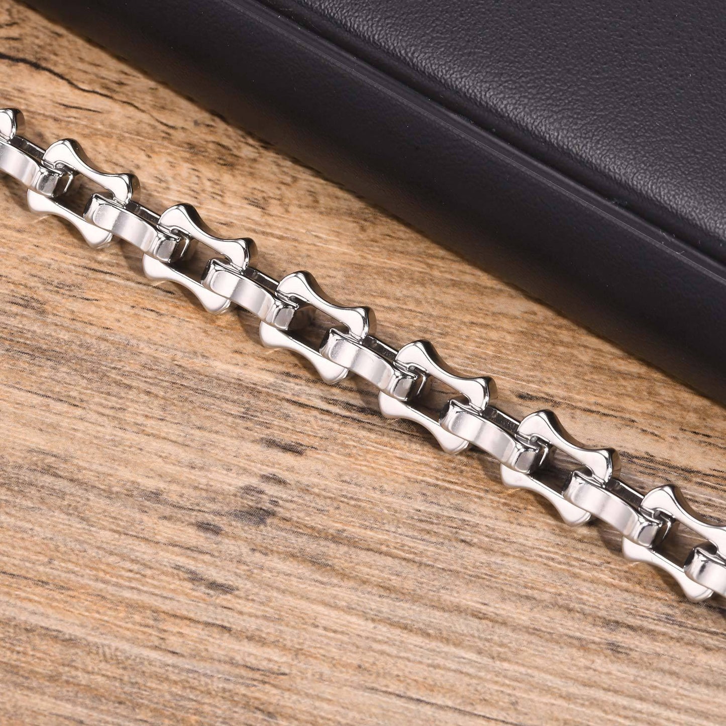 Heavy - Duty Stainless Steel Men's Bracelet – 9.8mm Retro - Gothic Street Vibe BR-1986