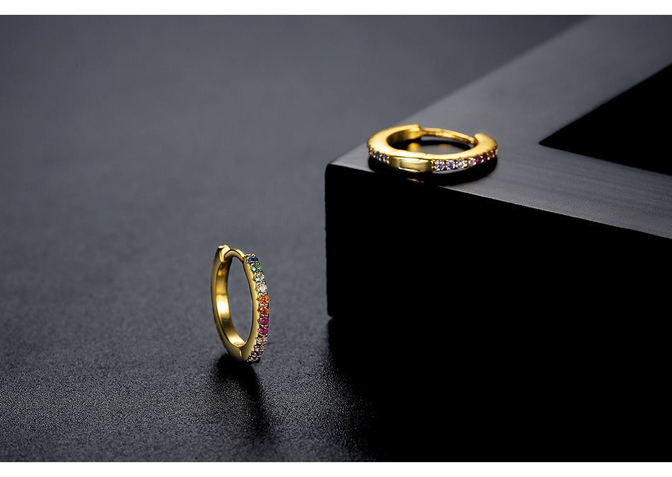 Pendientes minimalistas Kemstone de cobre multicolor para mujer con detalles de circonitas: elegancia para el día a día y un regalo ideal E195600