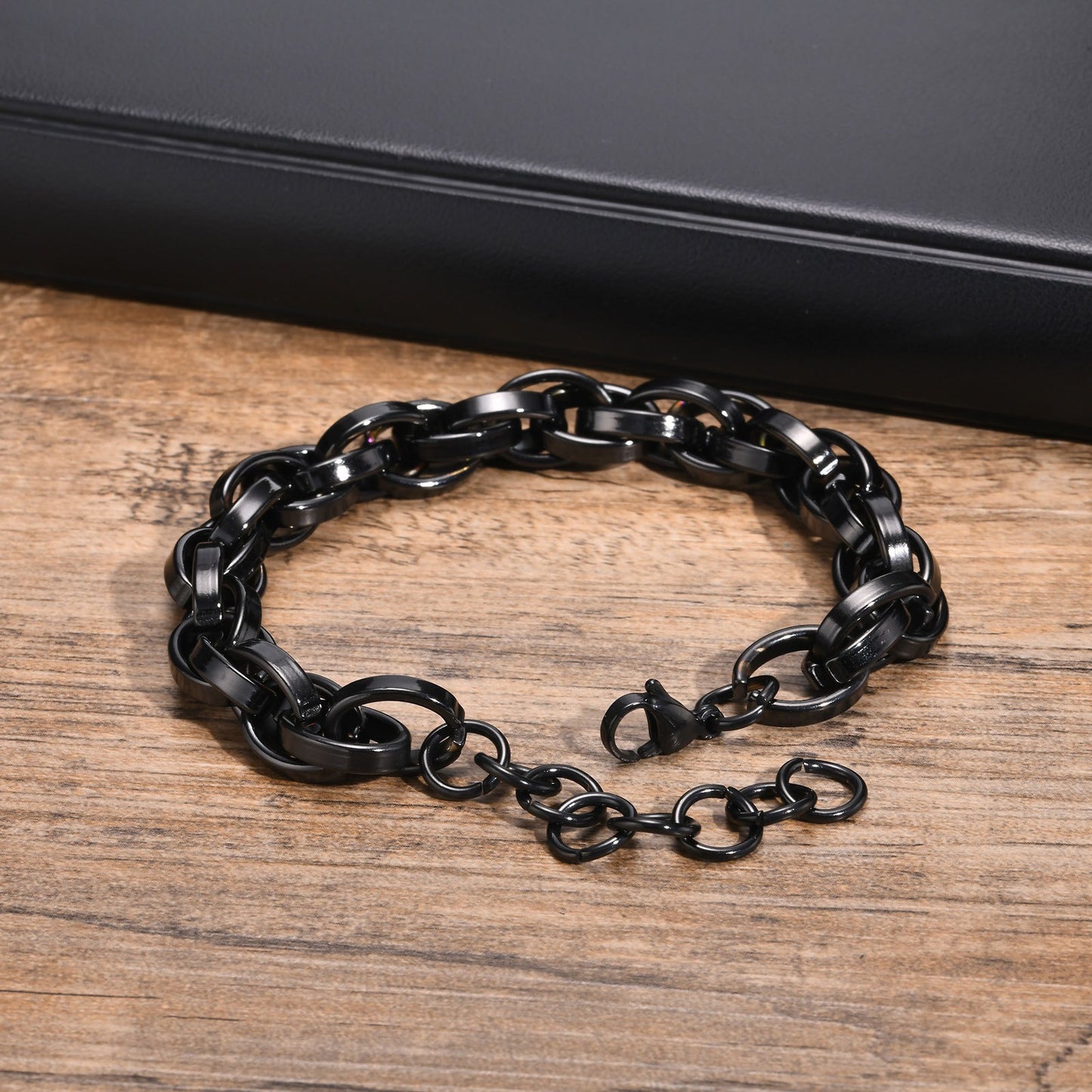Kemstone Men’s Heavy Stainless Steel Twist Chain Bracelet – 11mm Vintage Cuban Link BR-961