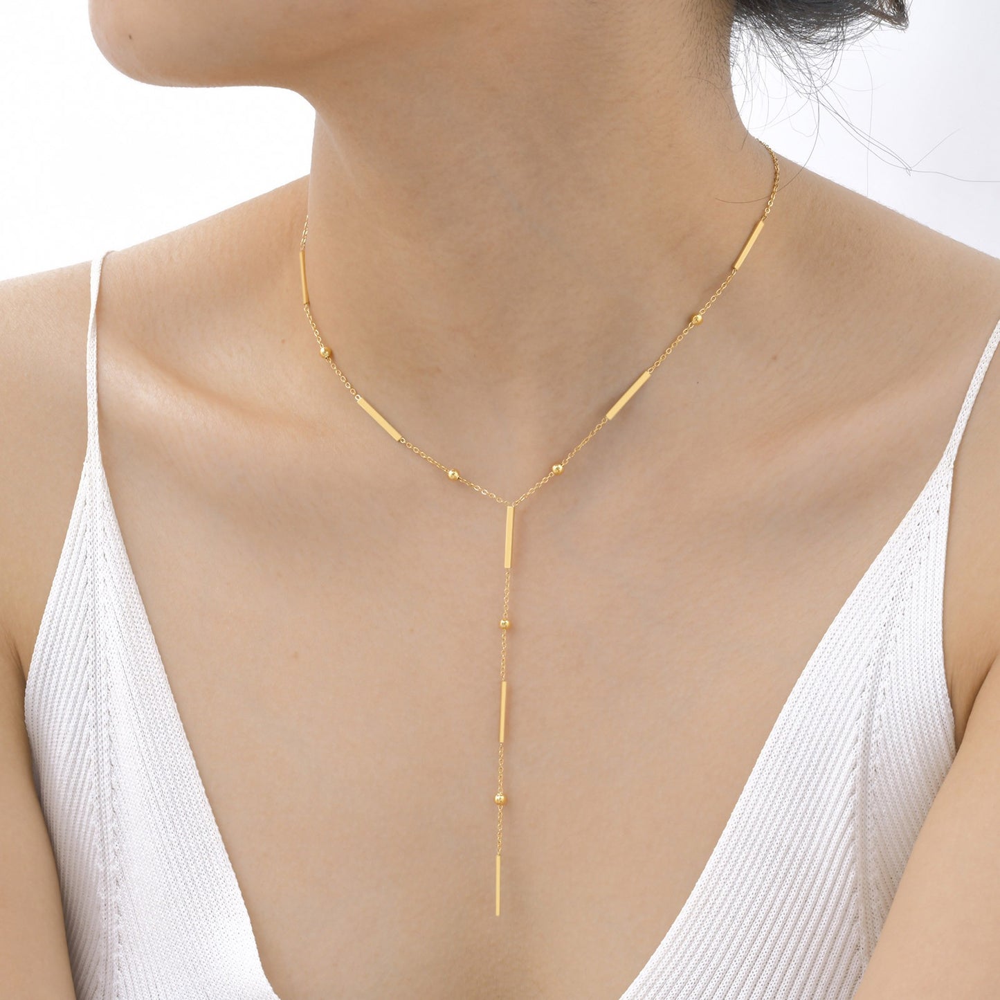Collar minimalista Kemstone de acero inoxidable con borlas en forma de Y y cuentas espaciadoras cuadradas: detalles dorados atemporales para una elegancia cotidiana NC-2049