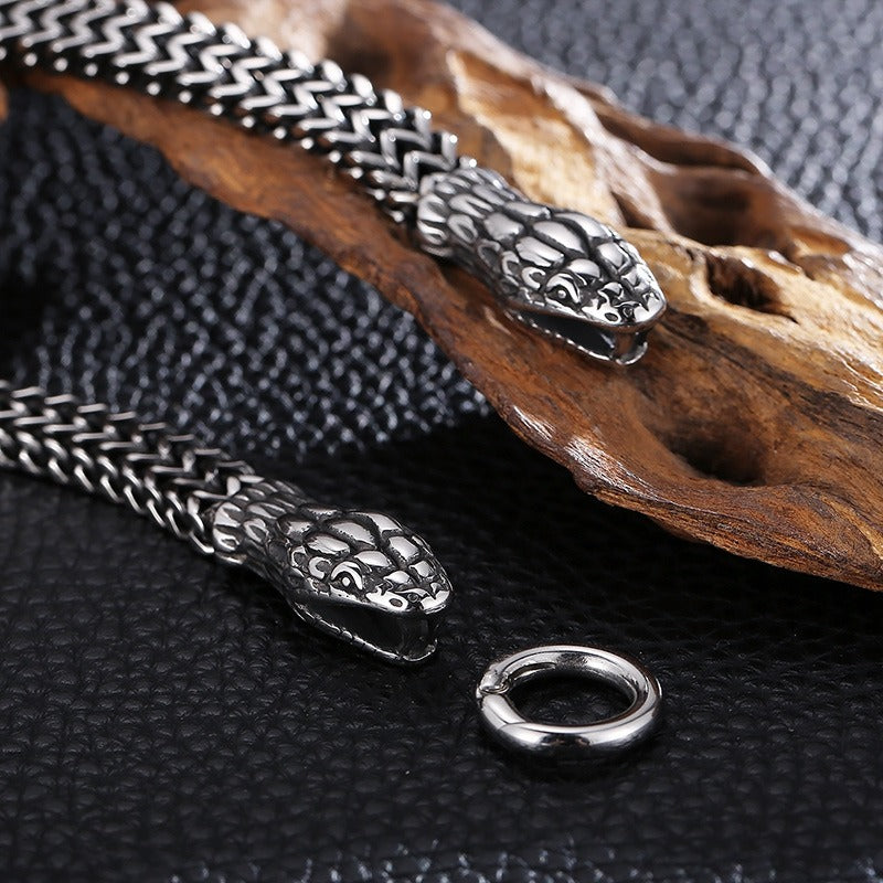 Kemstone Serpent Legacy – Collar de acero de titanio forjado a mano con texturas envejecidas KN202158