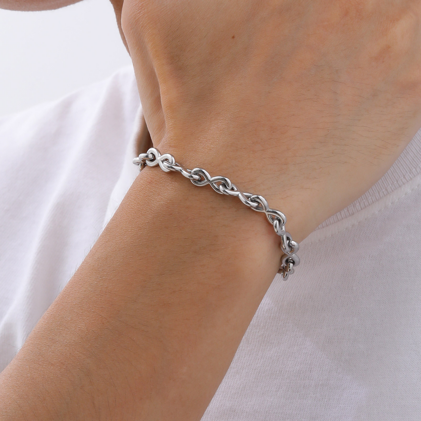 Kemstone Stainless Steel Twisted Link Bracelet for Men Silver BR2152