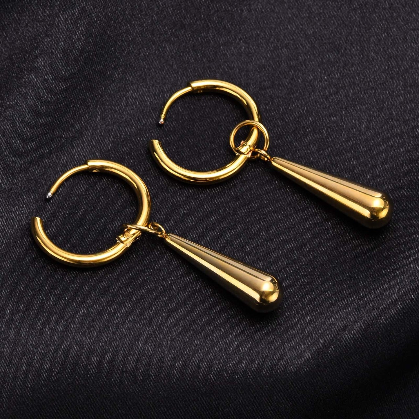 Pendientes Kemstone de acero inoxidable con forma de gota dorada - Pendientes geométricos minimalistas para mujer ED-556