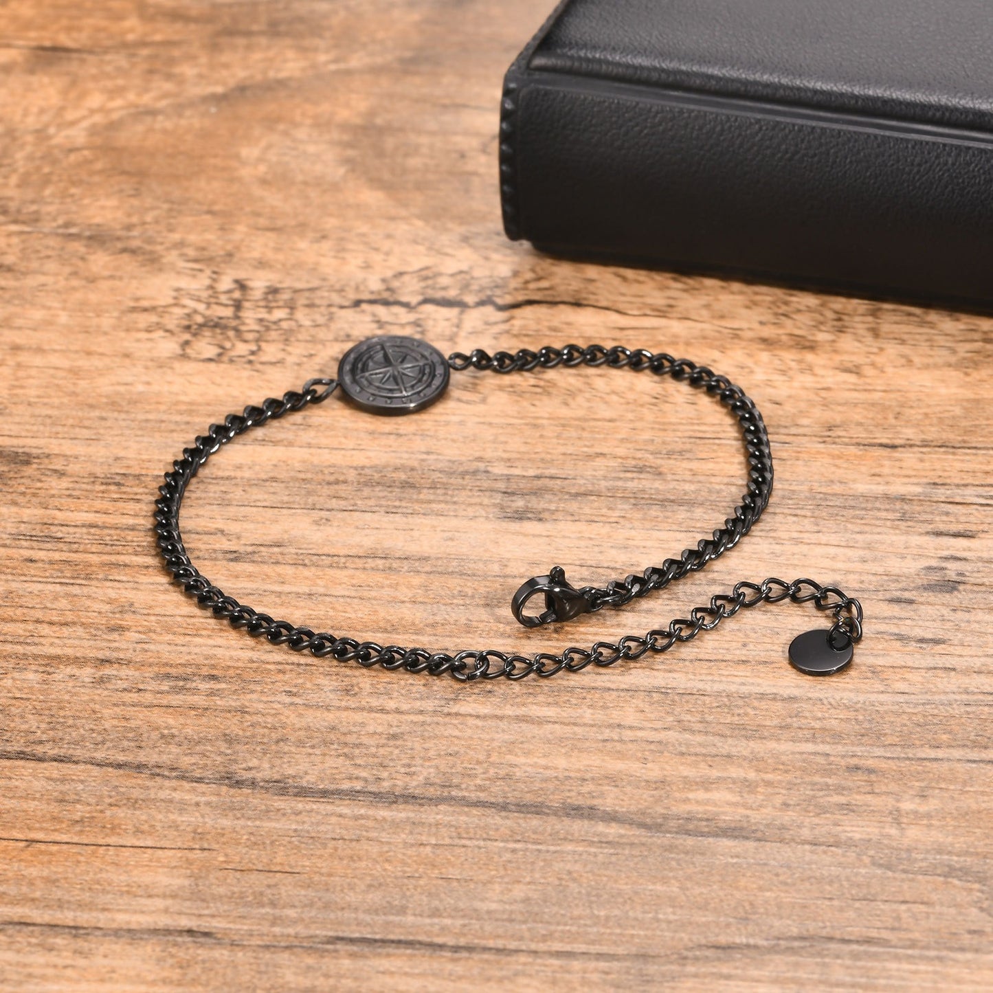 Kemstone Men’s Stainless Steel Compass Bracelet – Adjustable Minimalist Chain in Black, Gold & Silver BR2079