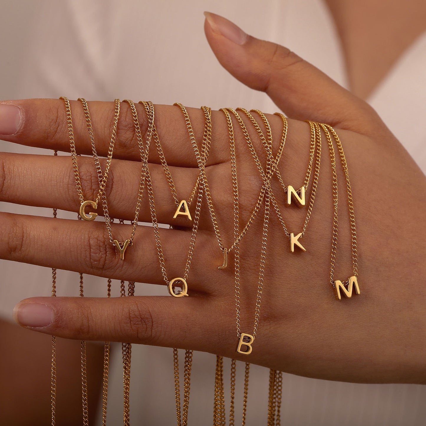 Collar Kemstone de acero inoxidable con letras hip-hop - Joyería apilable, unisex y de uso diario NC1616
