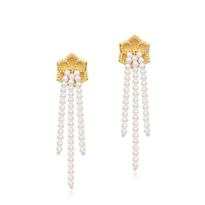 Pendientes largos con borlas de perlas, diseño original y moderno, hechos a mano por Kemstone - Plata S925 con baño de oro de 10 quilates.