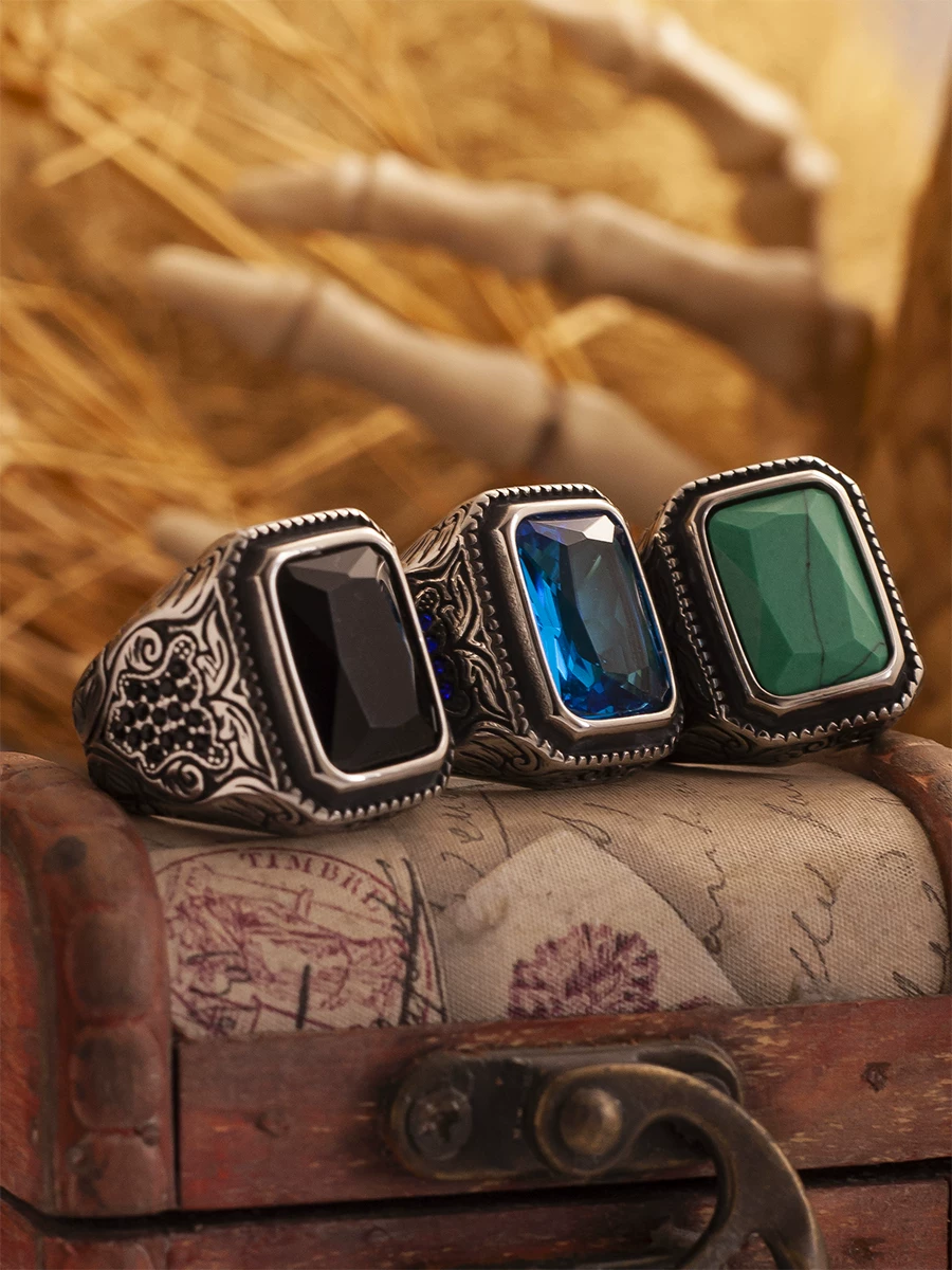 Kemstone Emerald Valor Titanium Steel Men’s Ring – Medieval Green Stone with Zirconia Accents