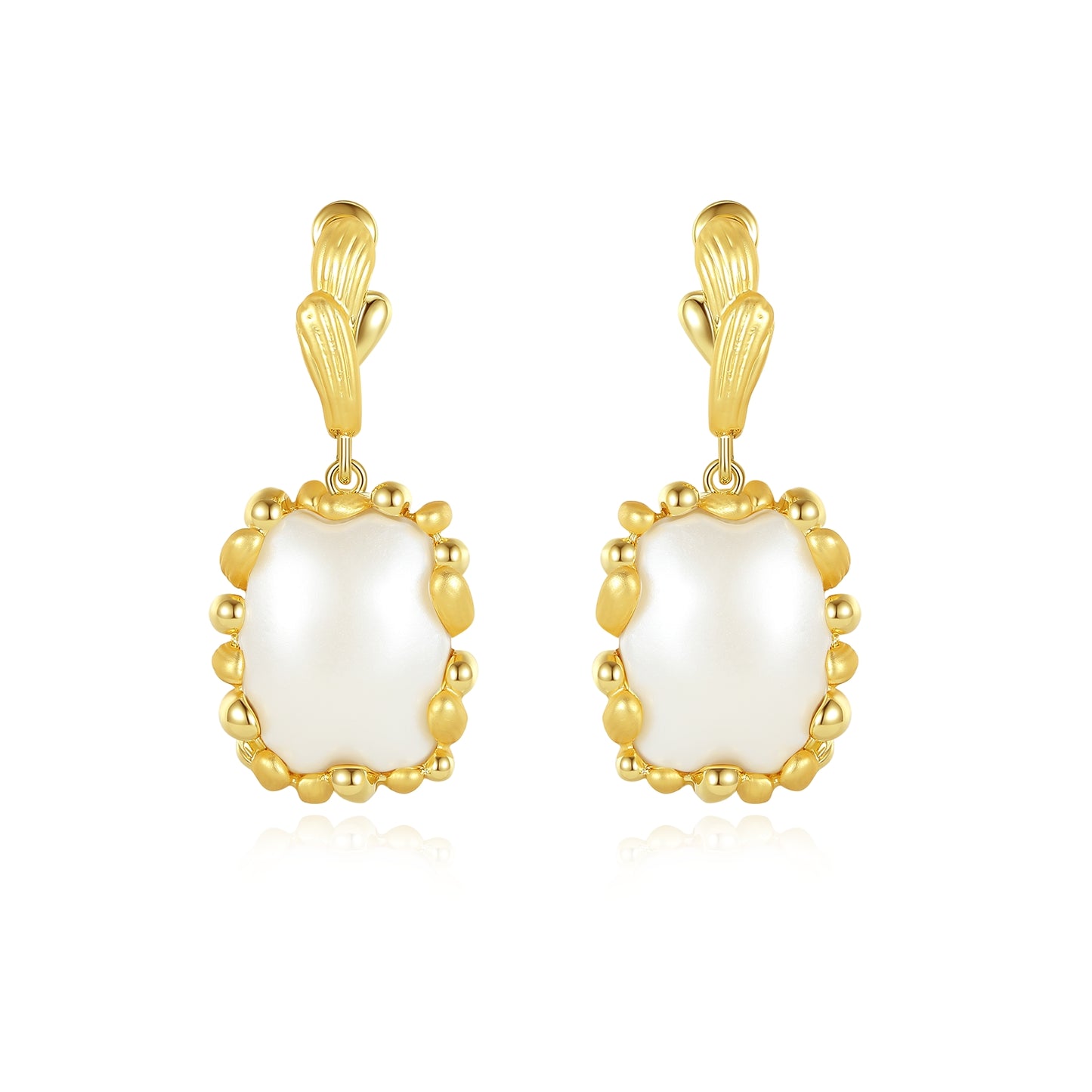 Pendientes Kemstone hechos a mano con diseño original de perla barroca vintage con flor dorada cuadrada para mujer, de aleación de 50 mm x 22 mm, con cierre de clip.