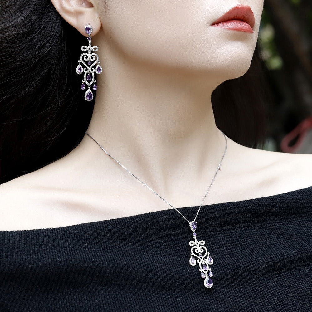 Pendientes de araña de amatista natural con diseño original, hechos a mano por Kemstone, con detalles de circonita cúbica. Elegantes pendientes colgantes de piedras preciosas, K245022E.
