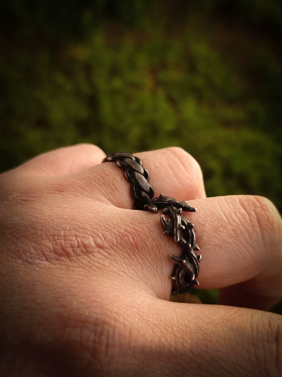 Anillo vintage Kemstone "Corona de Espinas" de acero inoxidable negro para hombre NWR-05315