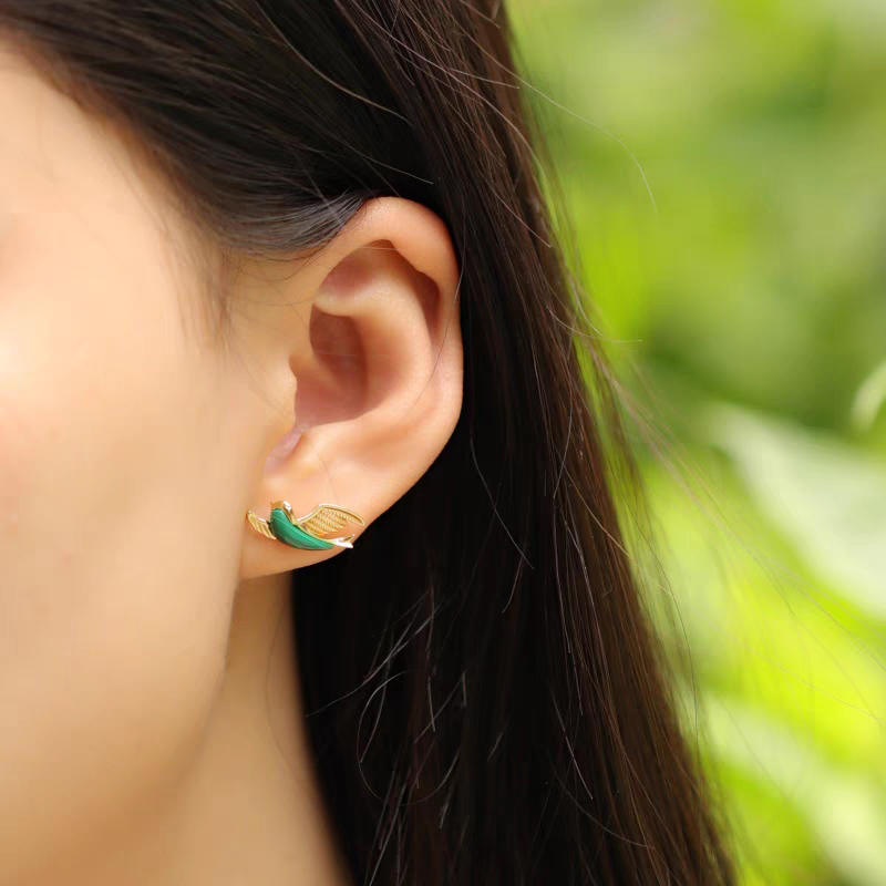 Pendientes de pájaro esmeralda de malaquita y plata de ley, hechos a mano por Kemstone, con diseño original: un regalo elegante y de lujo de estilo retro.