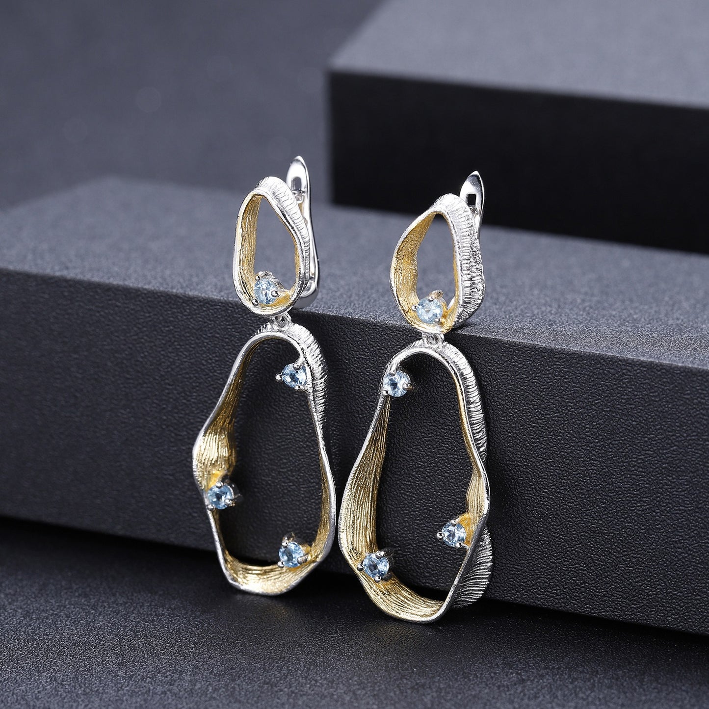 Pendientes colgantes de topacio azul suizo, peridoto y amatista, hechos a mano por Kemstone, diseño original, en plata de ley S925. Pendientes geométricos de topacio natural.