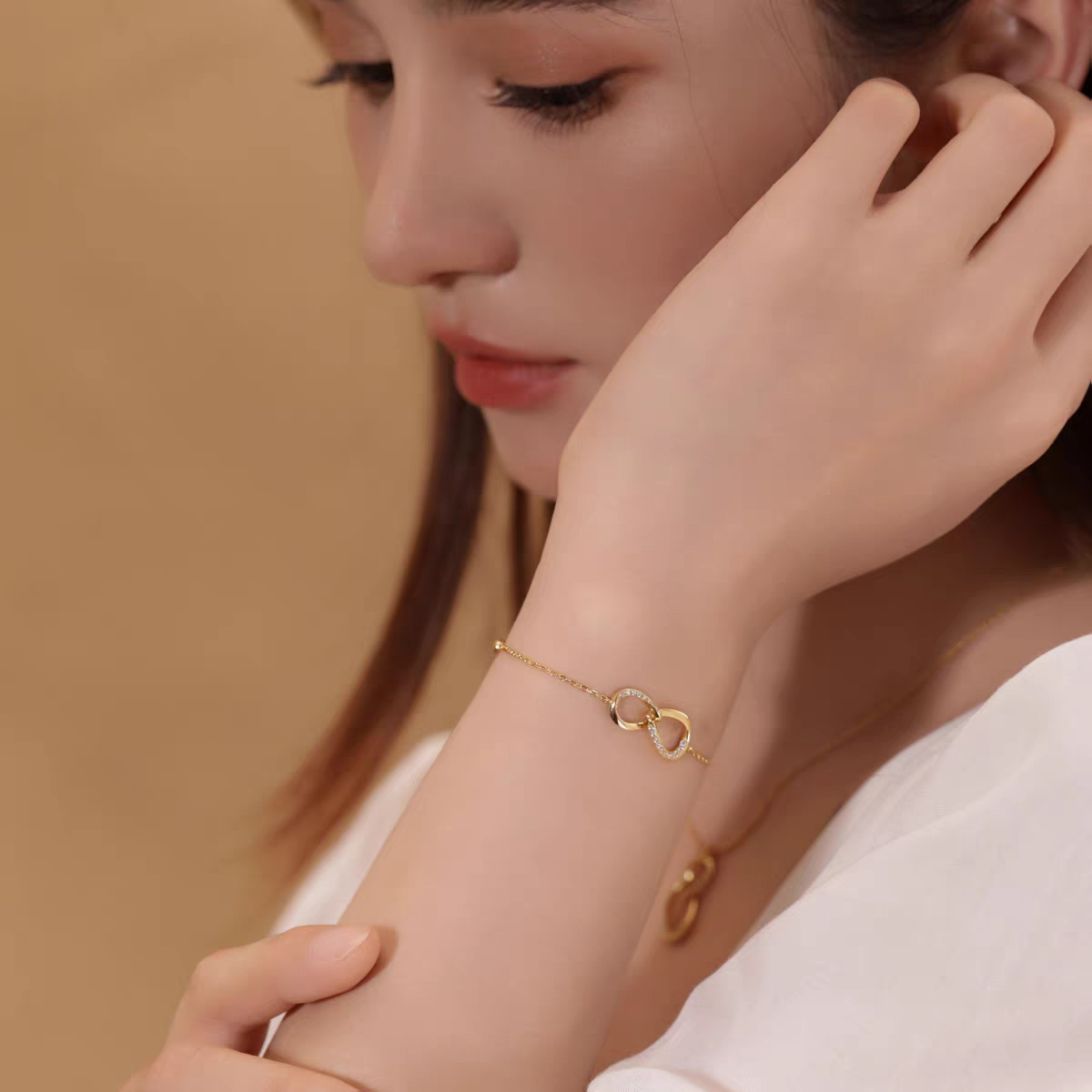 Kemstone Moissanite Infinity Bracelet – 18K Gold Plated 925 Silver for Women EM-HXB183