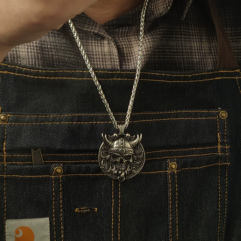 Colgante de calavera vikinga Kemstone – Collar con grabado 3D «Juramento del Pirata» | Estilo rock nórdico NWN-519425