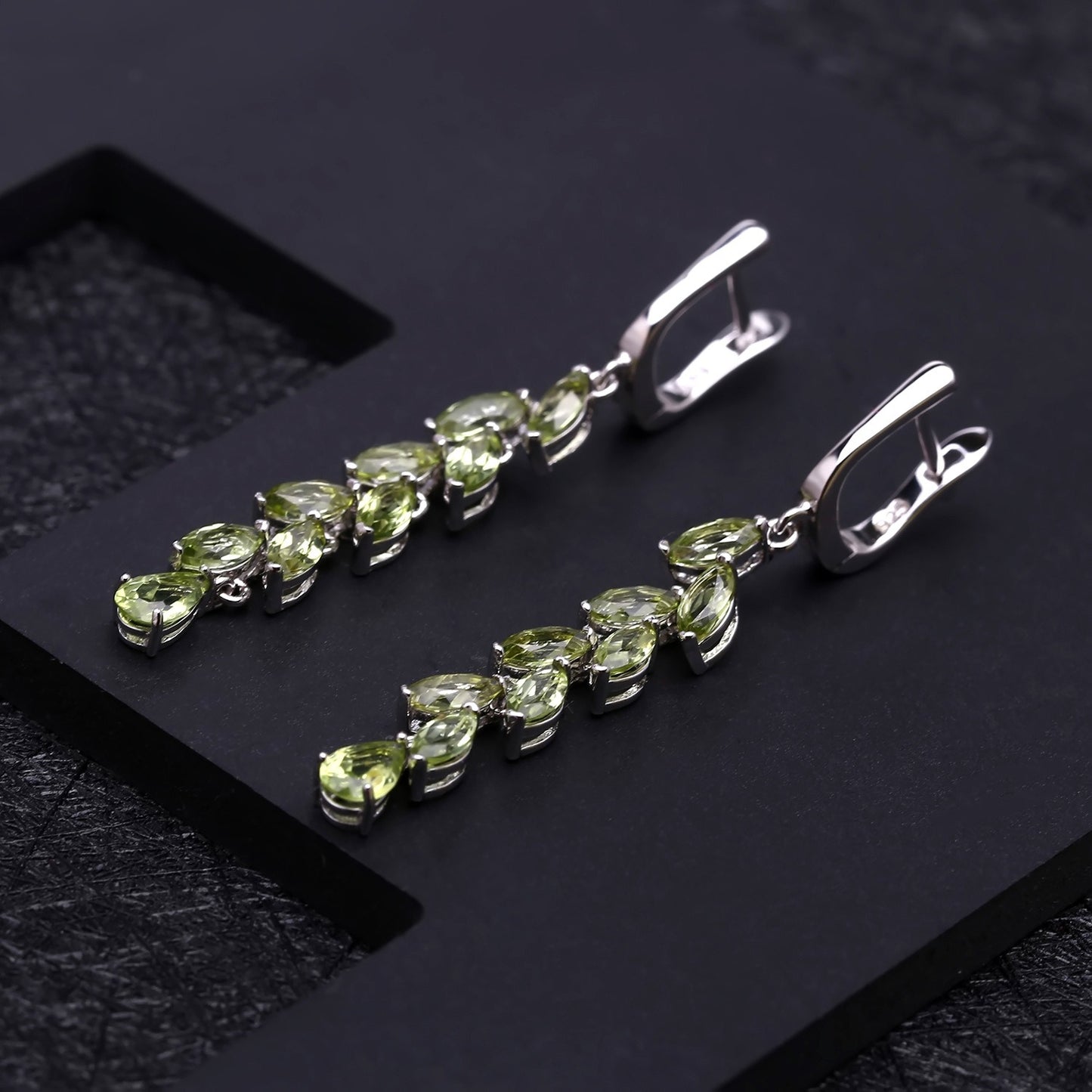 Pendientes colgantes de hoja de plata de ley S925 con peridoto natural, diseño original artesanal de Kemstone