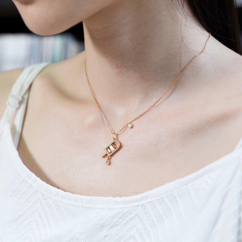 Collar de helado naranja de verano, diseño original artesanal de Kemstone para mujer - Colgante de helado de plata de ley S925 con nanocircón amarillo