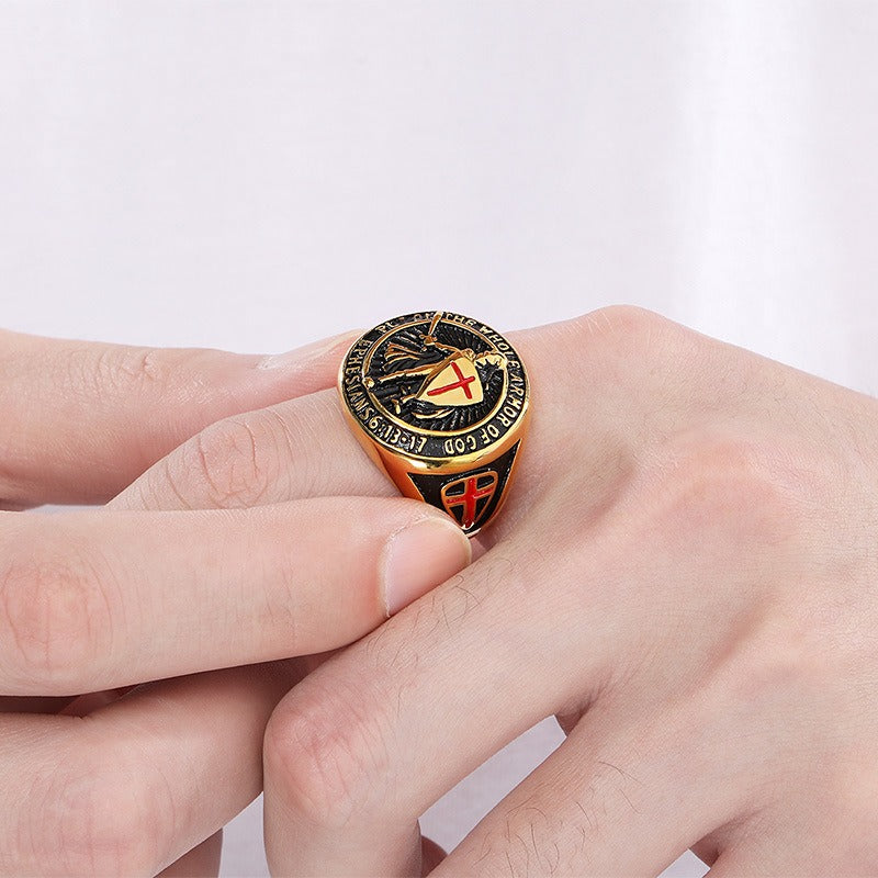 Anello con croce e scudo templare - Sigillo in acciaio inossidabile con armatura smaltata rossa | Gothic Street Faith KR112563