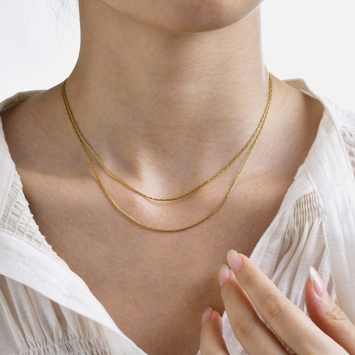 Collar de cadena ovalada de doble capa de acero inoxidable texturizado Kemstone – Joyería ligera dorada para mujer NC-1329