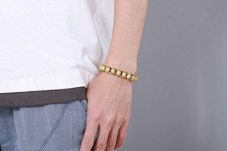Kemstone Titanium Urban Biker Chain Bracelet – Lightweight Rugged Motorcycle Style KB86277