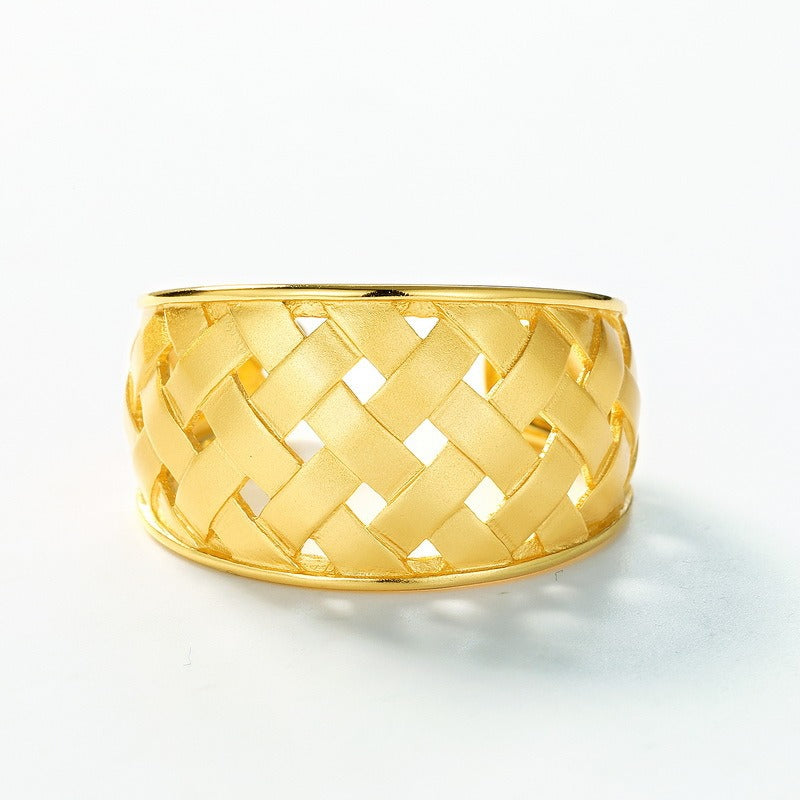 Anillo de cuadrícula vintage de diseño original artesanal de Kemstone - Anillo de mujer con banda ancha y patrón de cuadrícula hueca