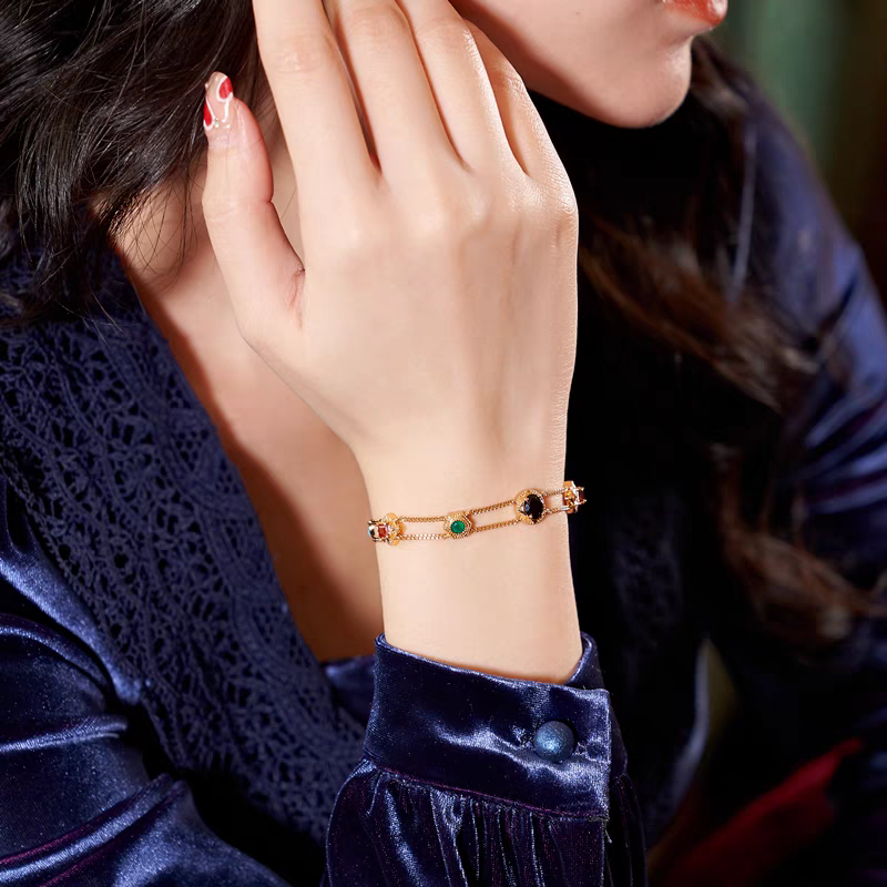 Pulsera de doble capa con múltiples gemas, estilo occidental, hecha a mano por Kemstone, diseño original, plata de ley 925, chapada en oro, ajustable.