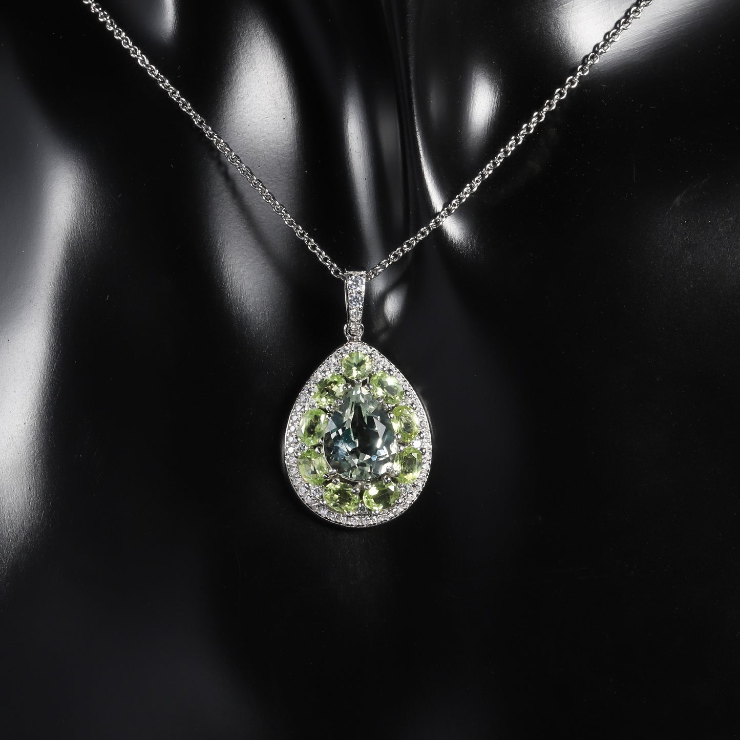 Collar de plata de ley S925 de diseño original, hecho a mano por Kemstone, con colgante de amatista verde natural y peridoto, 45,7 cm.