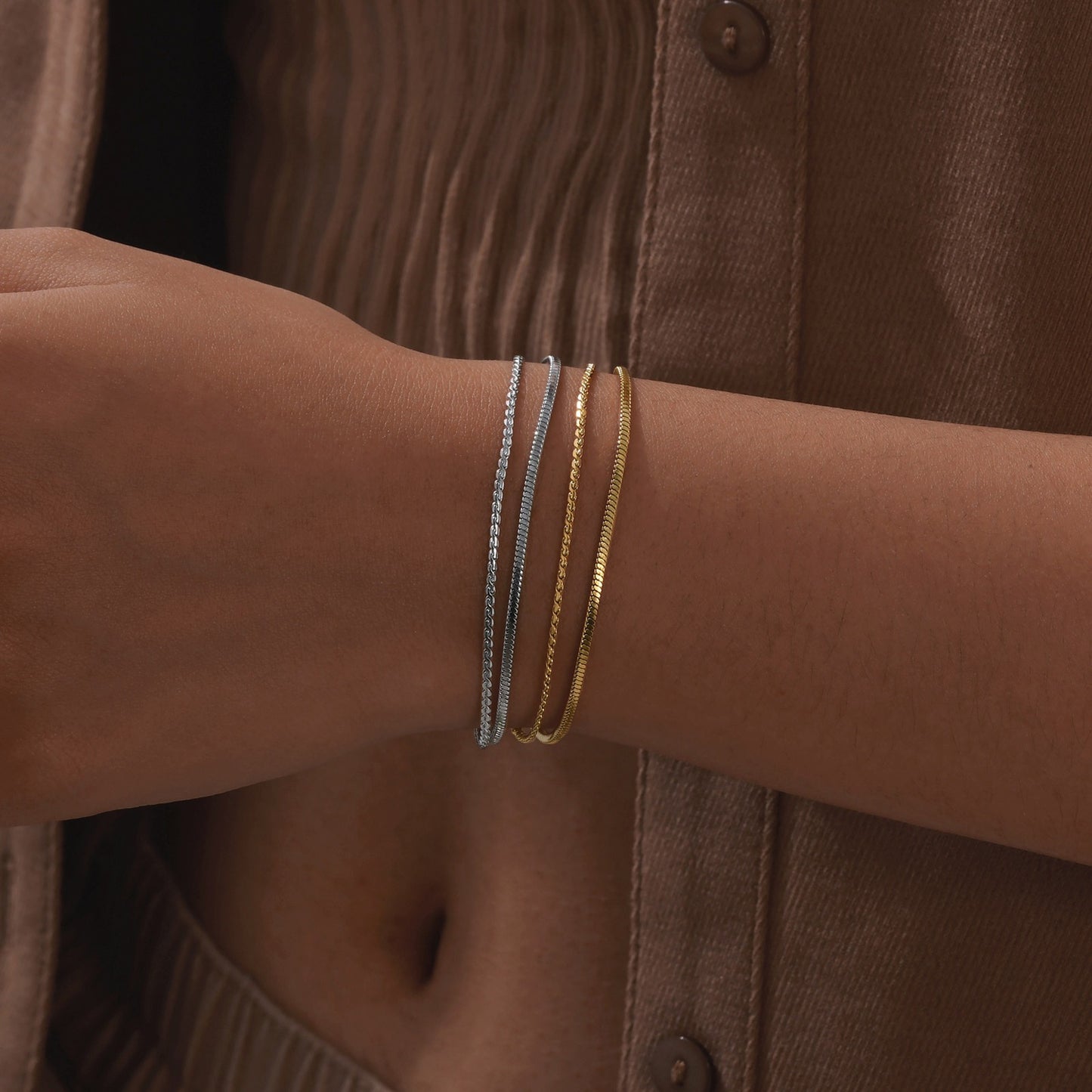 Pulsera de acero inoxidable de doble capa con cadena en forma de S para mujer - Joyería apilable de moda BR2102