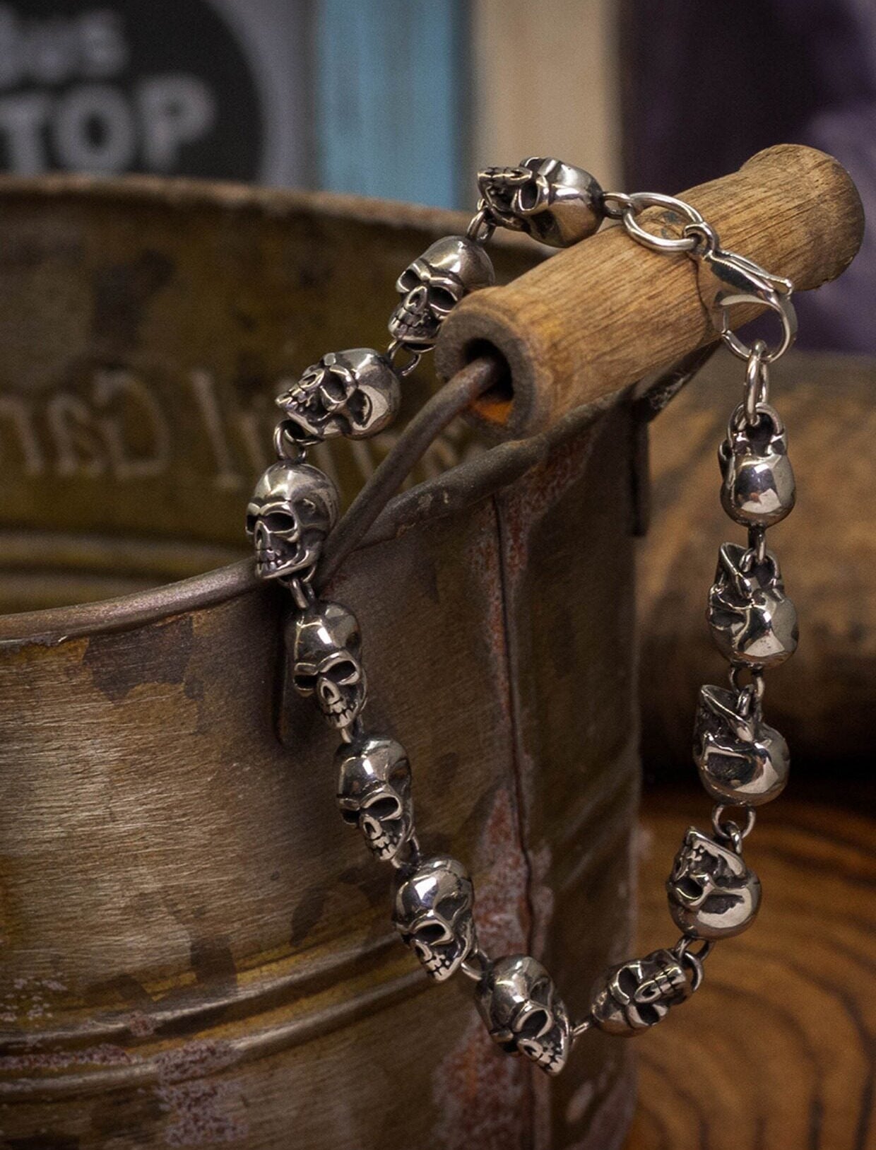 Kemstone Titanium Steel Skull Bead Bracelet for Men – Vintage Punk Design NW-SZ093