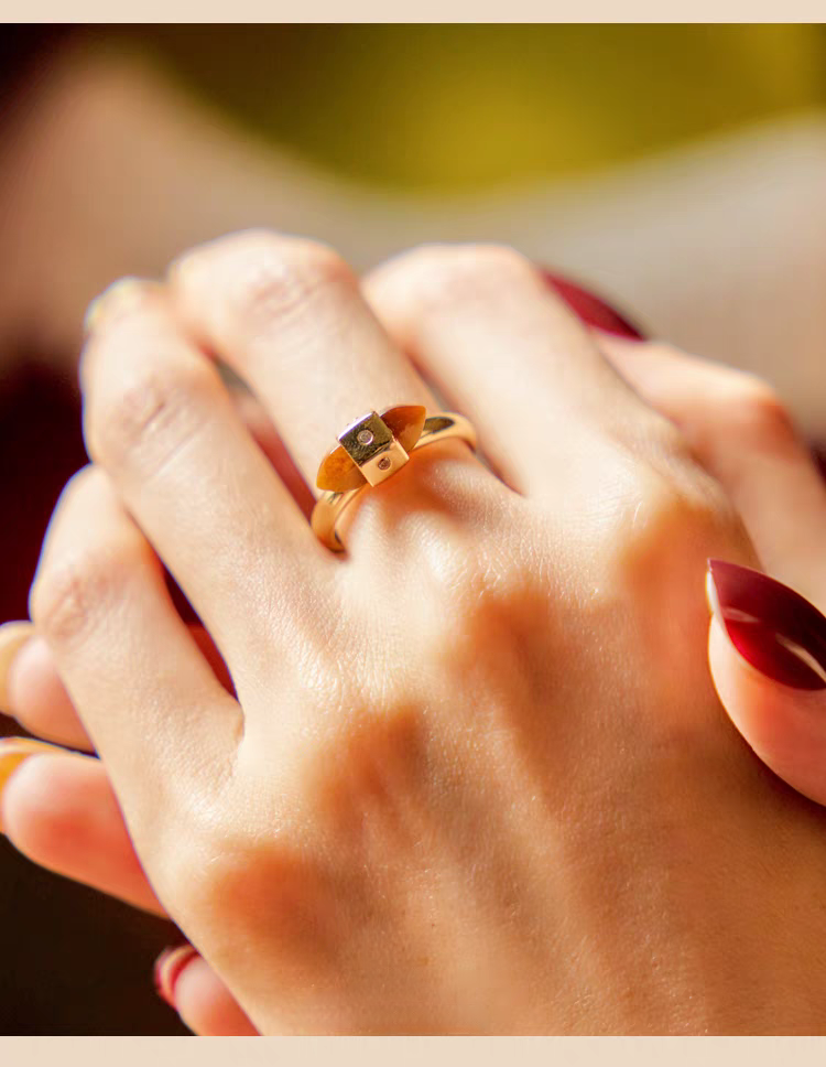 Anillo de ojo de tigre de plata de ley 925 bañado en oro con circonita cúbica, diseño original "Anillos Luminosos", hecho a mano, estilo vintage, hecho a mano, con diseño minimalista francés para mujer.