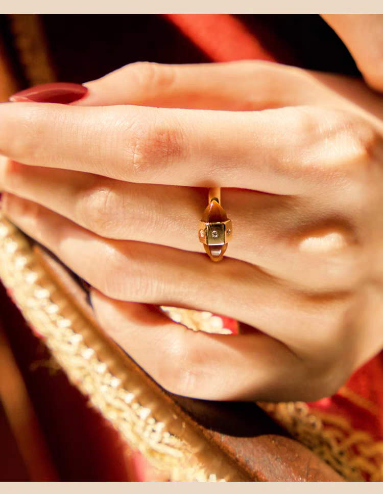 Anillo de ojo de tigre de plata de ley 925 bañado en oro con circonita cúbica, diseño original "Anillos Luminosos", hecho a mano, estilo vintage, hecho a mano, con diseño minimalista francés para mujer.