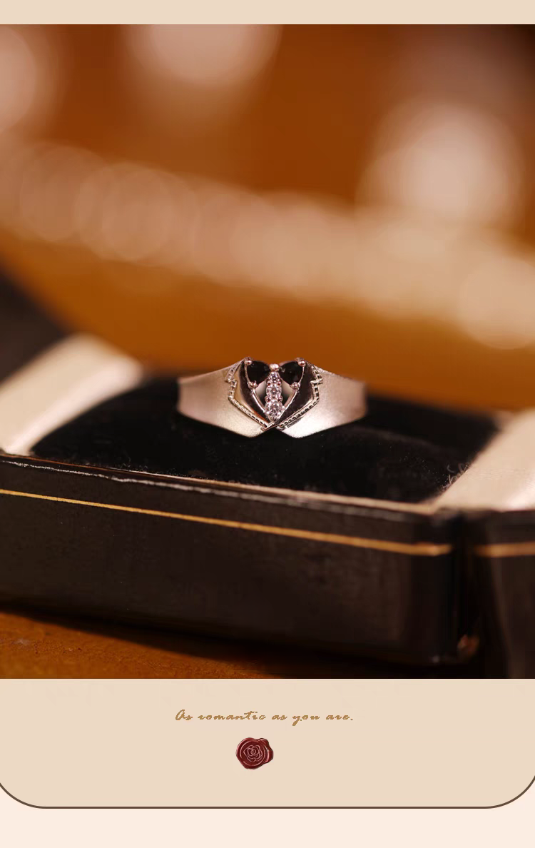 Anillo tejido ligero de diseño original artesanal de Kemstone: anillo vintage de plata y ónix negro para mujer.