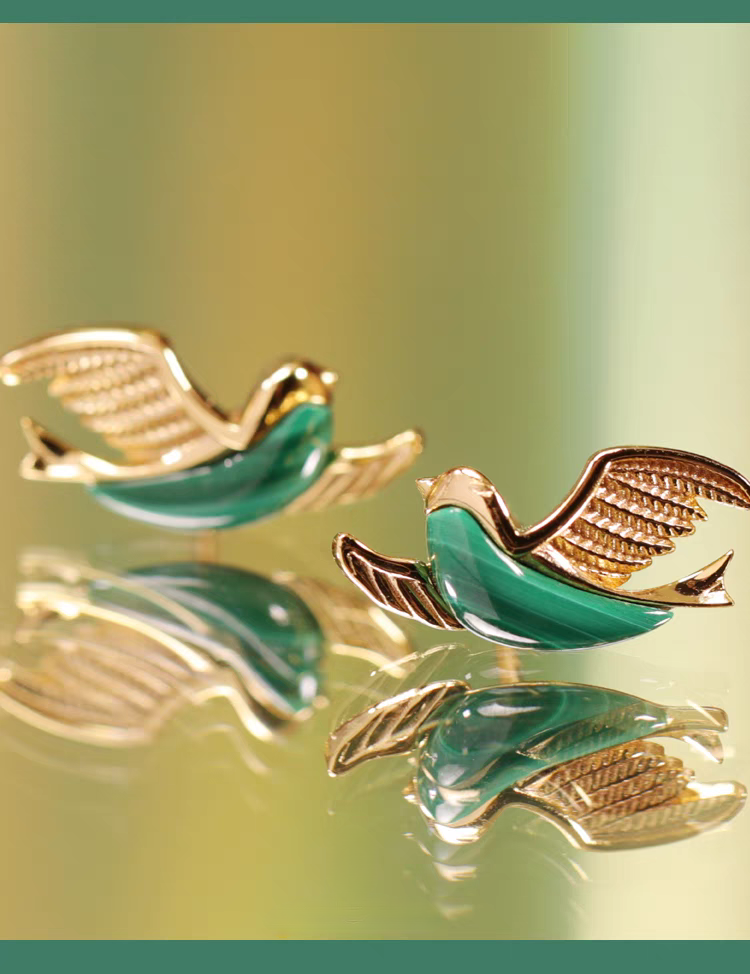 Kemstone Emerald Bird Earrings – 925 Sterling Silver, Natural Malachite Studs, Symbol of Freedom & Renewal