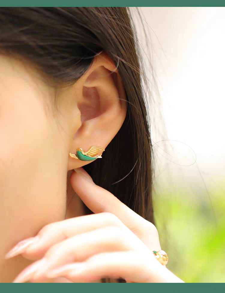 Kemstone Emerald Bird Earrings – 925 Sterling Silver, Natural Malachite Studs, Symbol of Freedom & Renewal