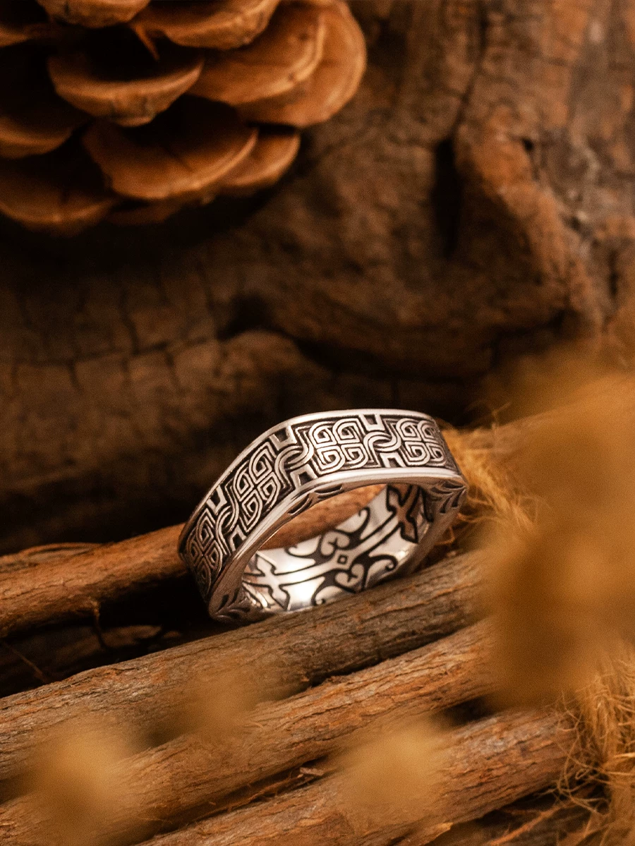 Anillo Kemstone vintage de acero inoxidable con nudo celta cuadrado para hombre – Diseño nórdico NW-A035