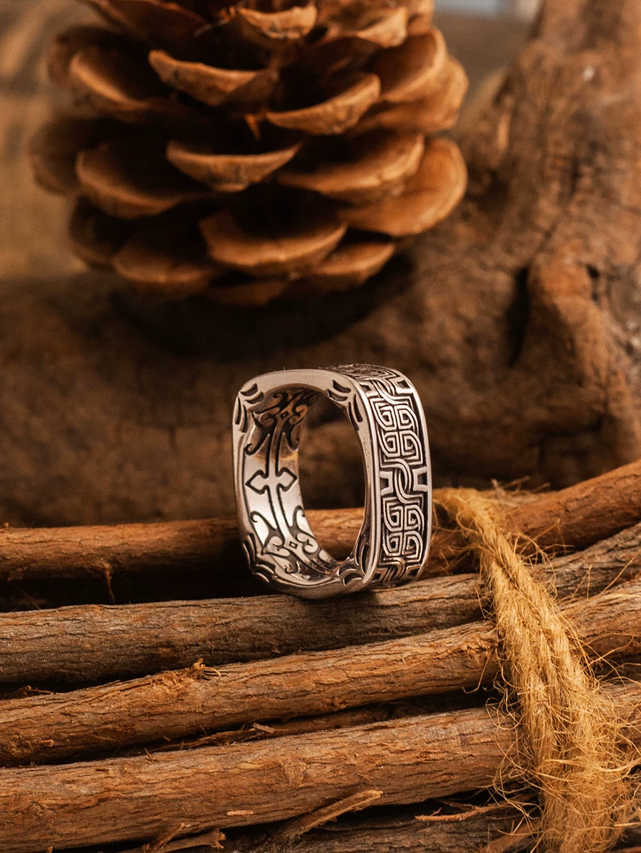 Anillo Kemstone vintage de acero inoxidable con nudo celta cuadrado para hombre – Diseño nórdico NW-A035