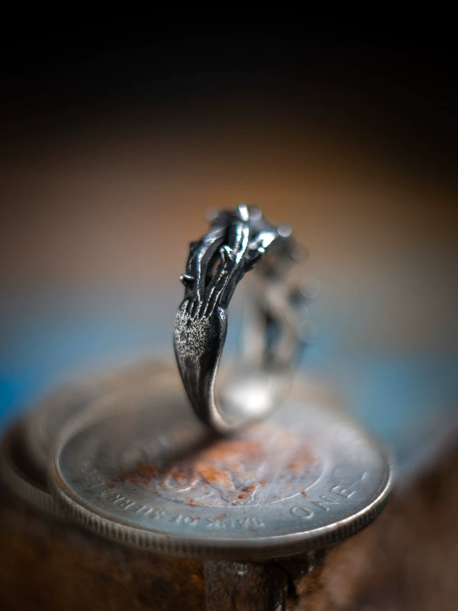 Anillo vintage Kemstone "Corona de Espinas" de acero inoxidable negro para hombre NWR-05315