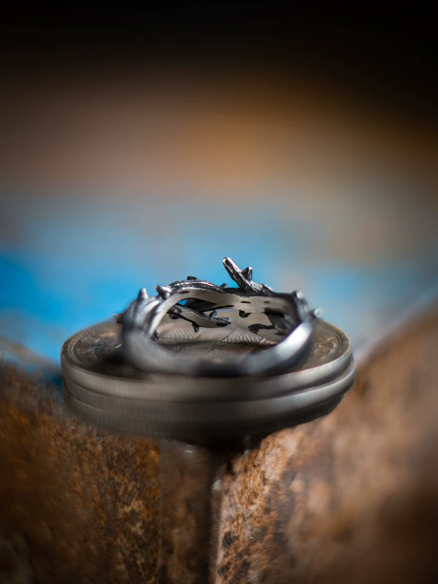 Anillo vintage Kemstone "Corona de Espinas" de acero inoxidable negro para hombre NWR-05315