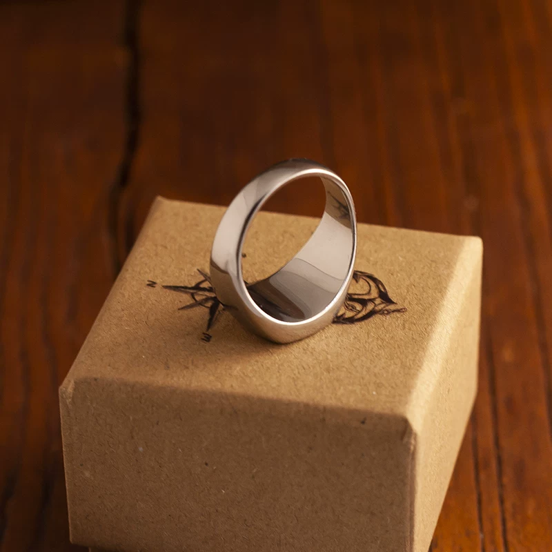 Kemstone Urban Gentleman Ring – Minimalist Titanium Steel Men’s Jewelry with Black Square Stone NW-R051439