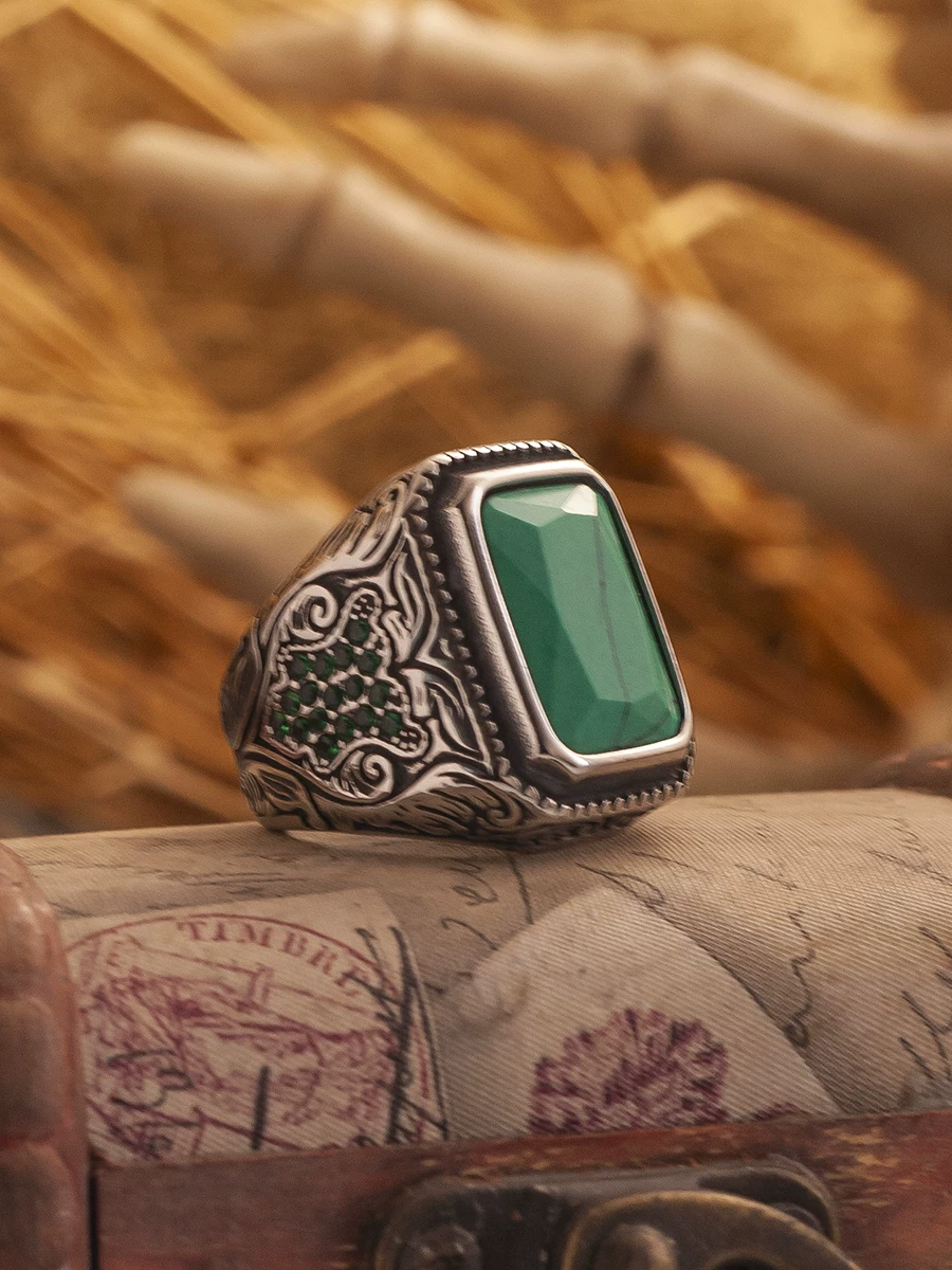 Kemstone Emerald Valor Titanium Steel Men’s Ring – Medieval Green Stone with Zirconia Accents