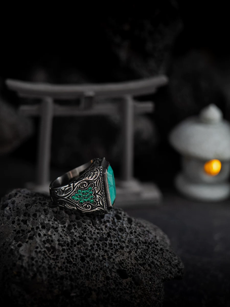 Kemstone Emerald Valor Titanium Steel Men’s Ring – Medieval Green Stone with Zirconia Accents