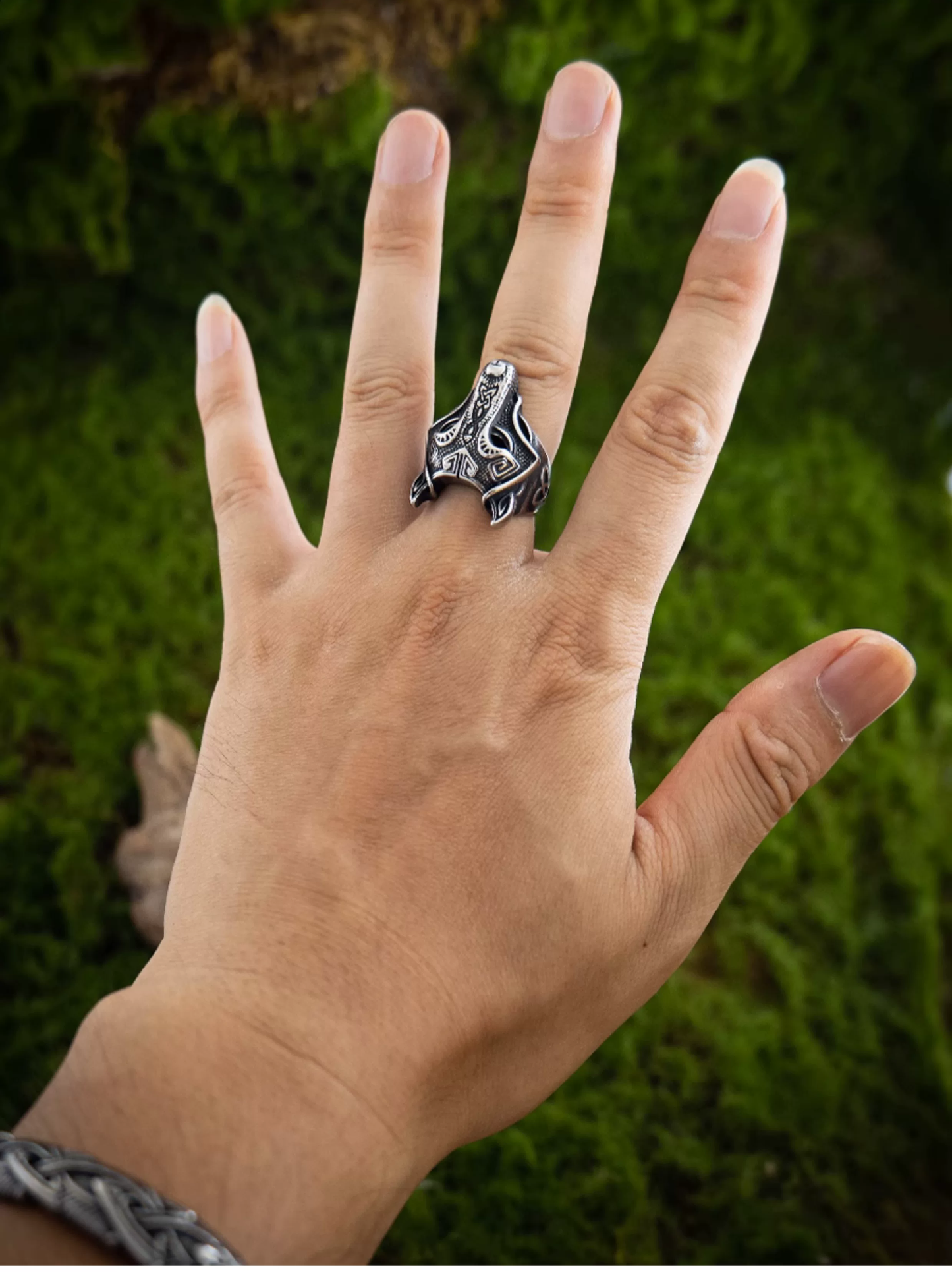 Kemstone Norse Viking Wolf Head Ring – Titanium Steel Fenrir Inspired NWR525306
