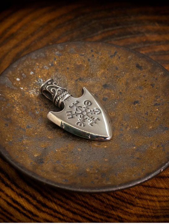 Kemstone Norse Oathbreaker Fang Pendant Necklace – Titanium Steel Viking Symbol NWN527034
