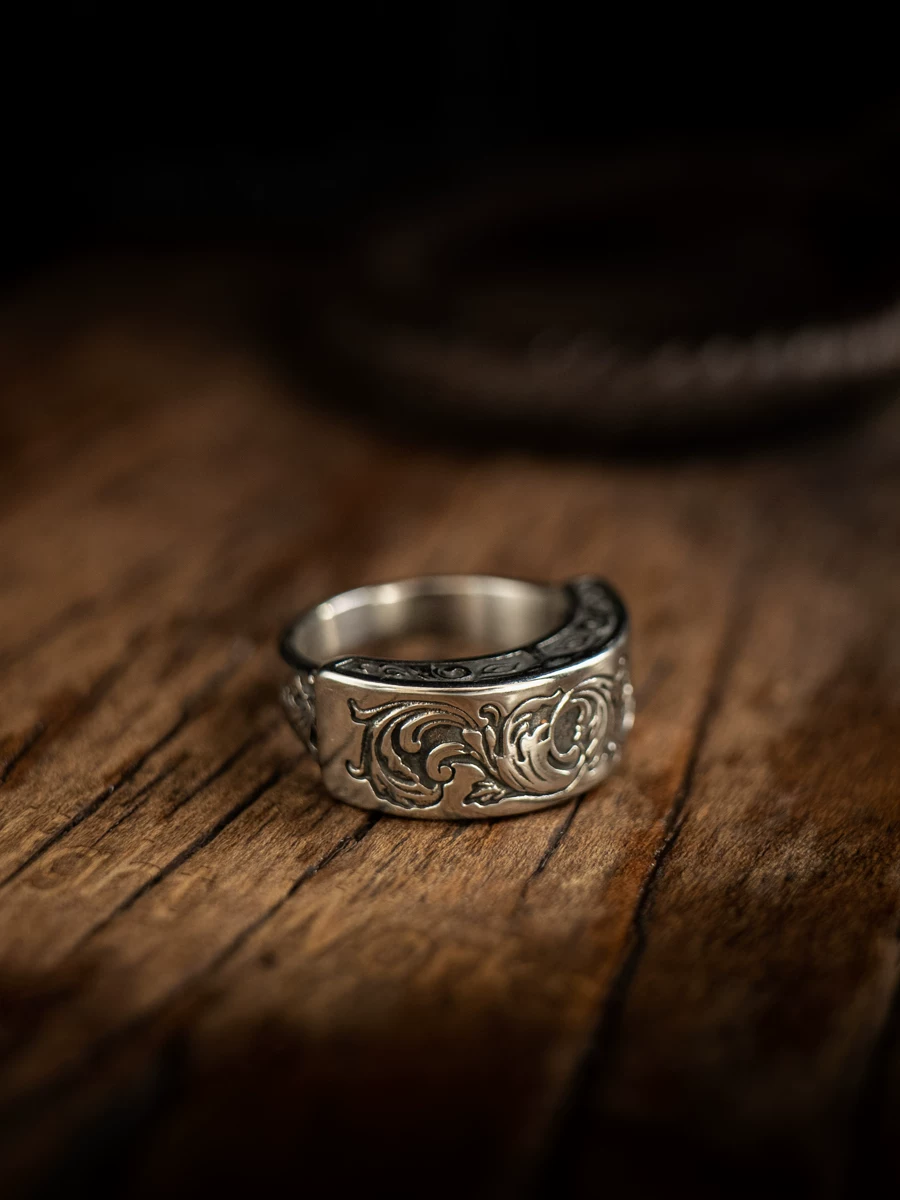 Kemstone Dark Botanical Ring – Titanium Steel Vine Whisper Band for Men, Gothic Nature Carving NWR-528038