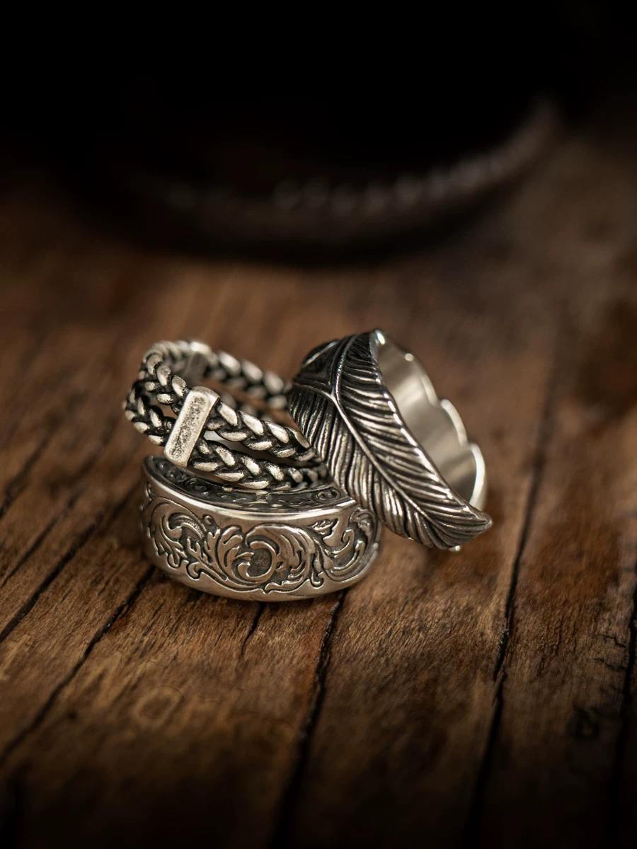 Kemstone Dark Botanical Ring – Titanium Steel Vine Whisper Band for Men, Gothic Nature Carving NWR-528038