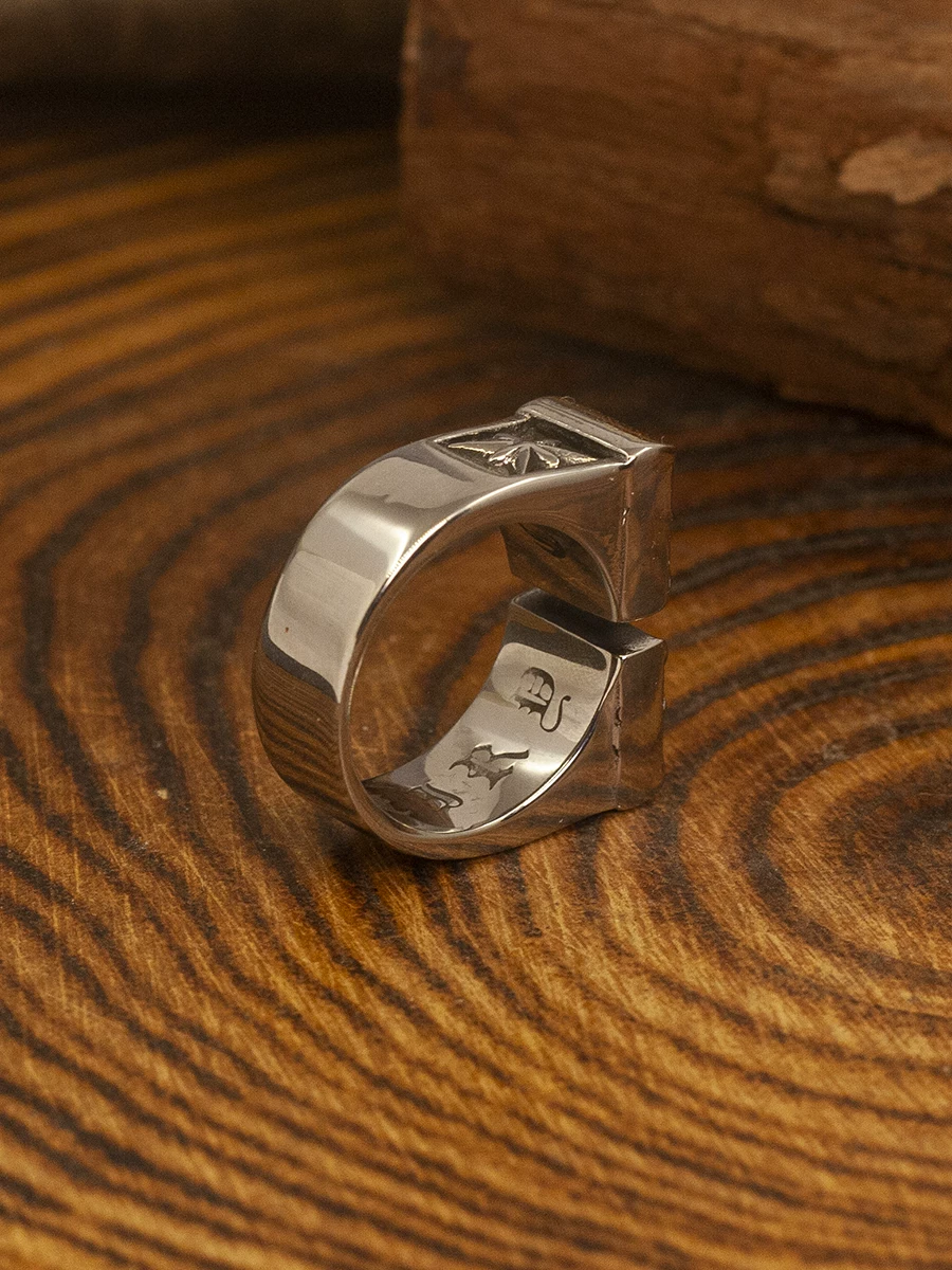 Kemstone Stellar Edge Ring – Bold Octagram Open Band for Men NWR-529339