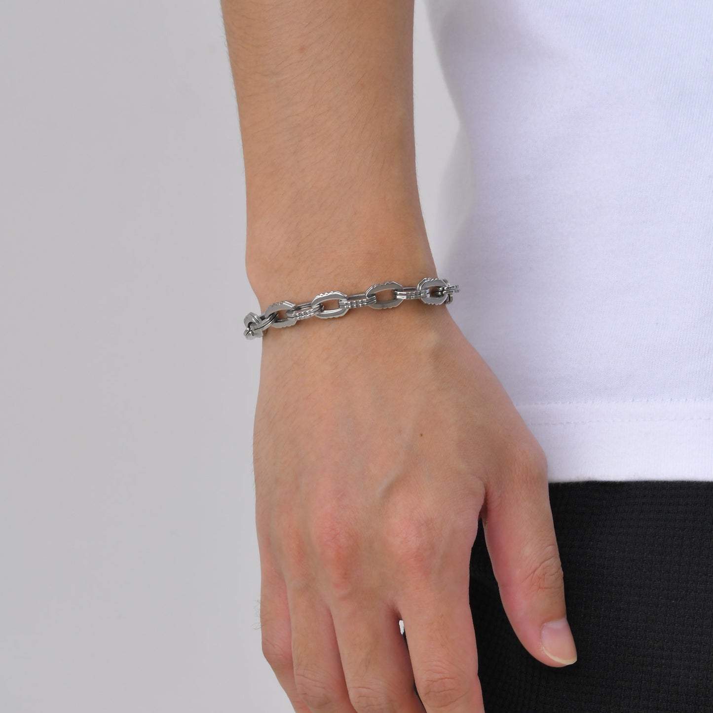 Kemstone Stainless Steel Textured Chain Bracelet for Men – Silver BR-1928